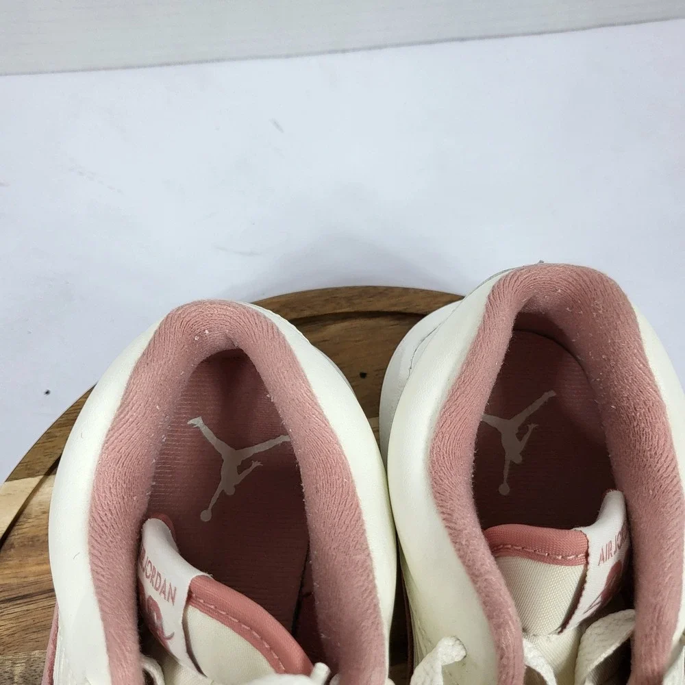 Jordan Stadium 90 Sneakers Women Size 7 Sail Dusty Rose Excellent FB2269-106